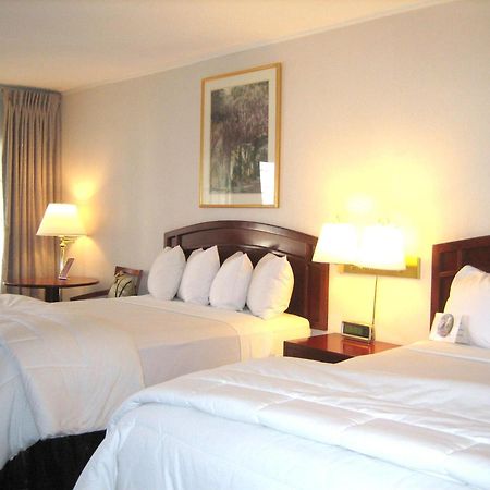 Days Inn By Wyndham San Diego/Downtown/Convention Center Экстерьер фото