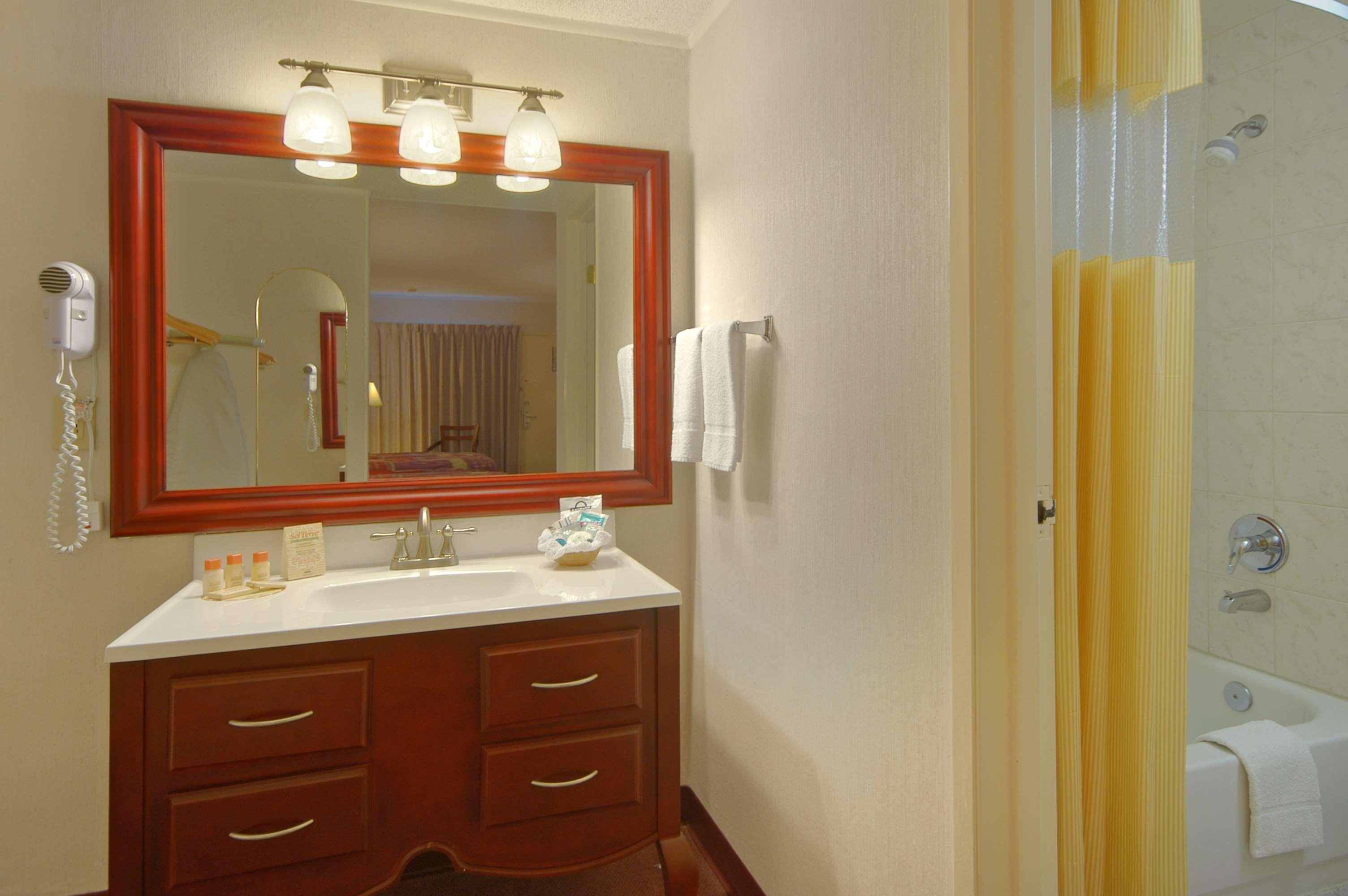 Days Inn By Wyndham San Diego/Downtown/Convention Center Экстерьер фото